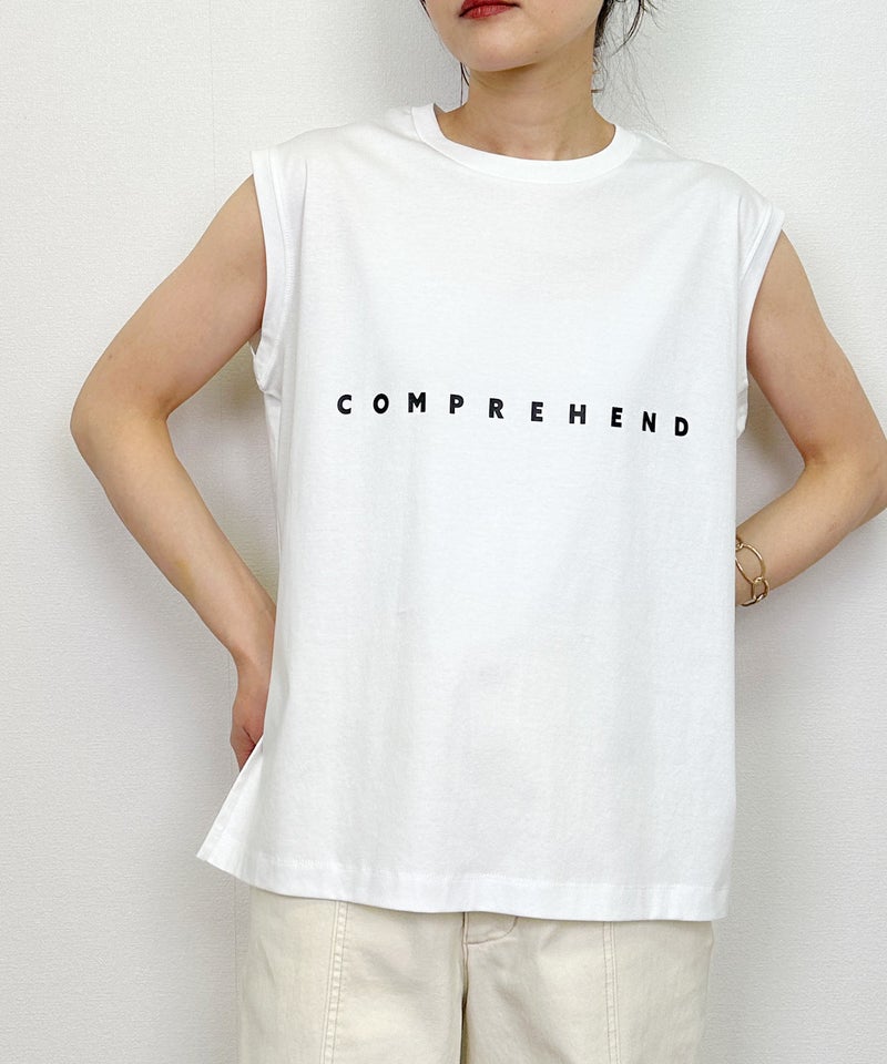 model：H164　着用サイズ：M　オフホワイト