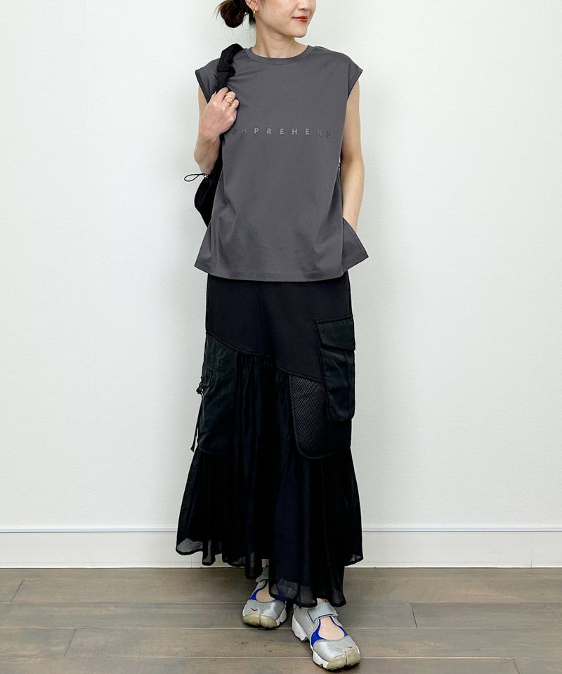 model：H164　着用サイズ：M　ダークグレー