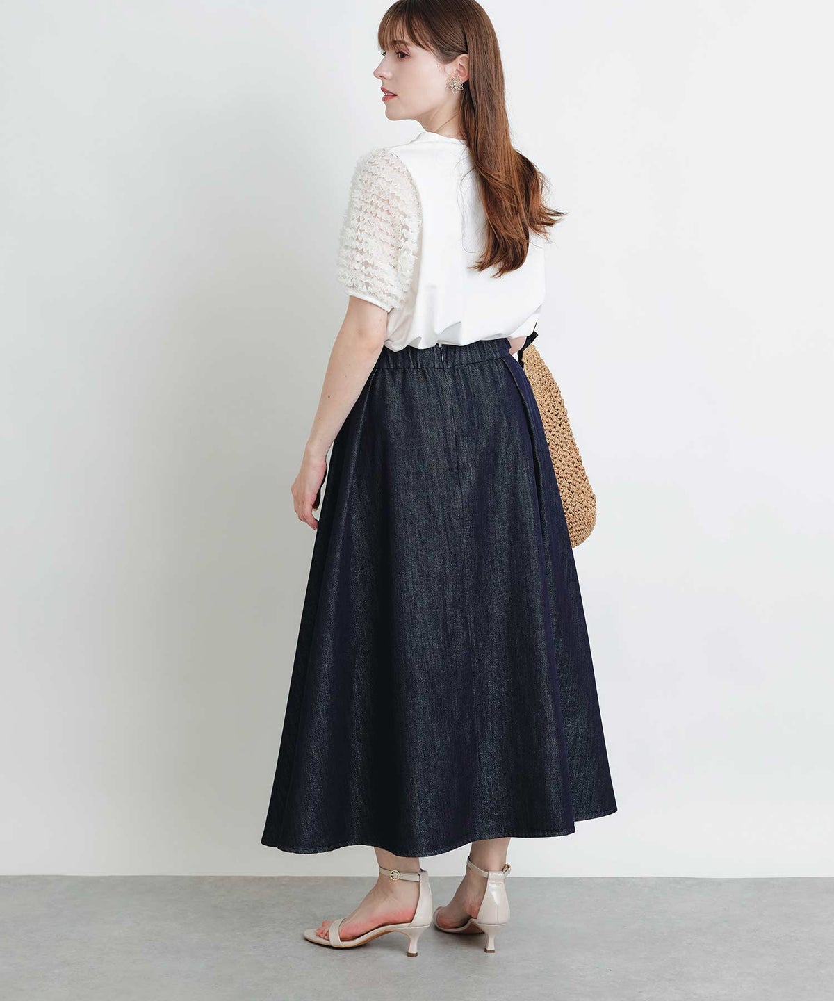 model：H160　着用サイズ：M