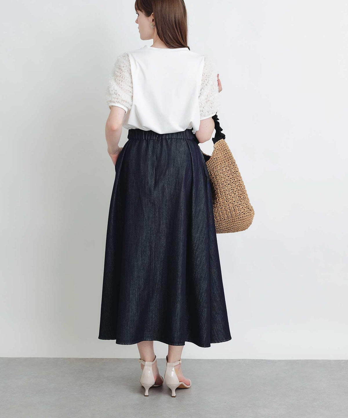 model：H160　着用サイズ：M