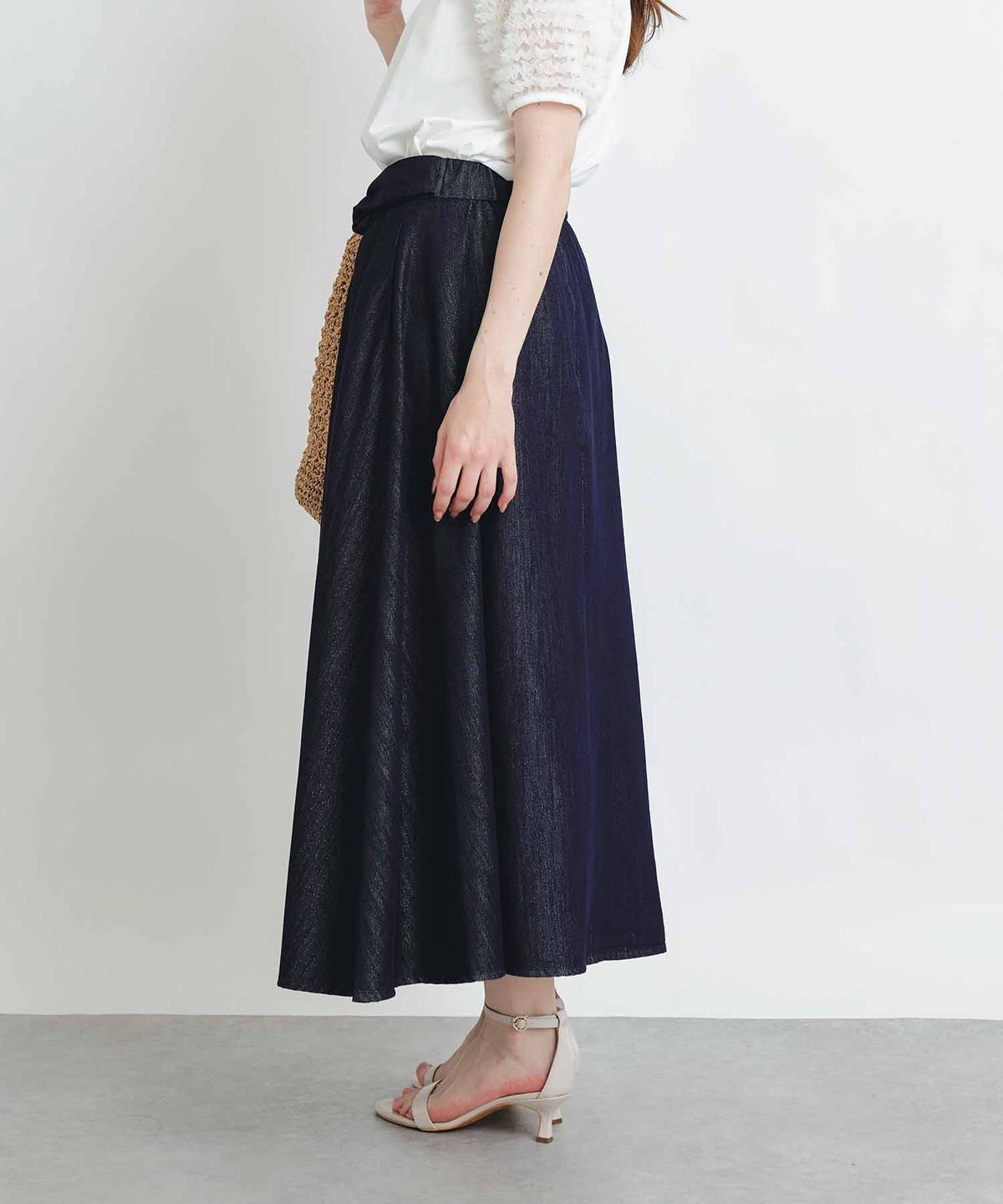 model：H160　着用サイズ：M