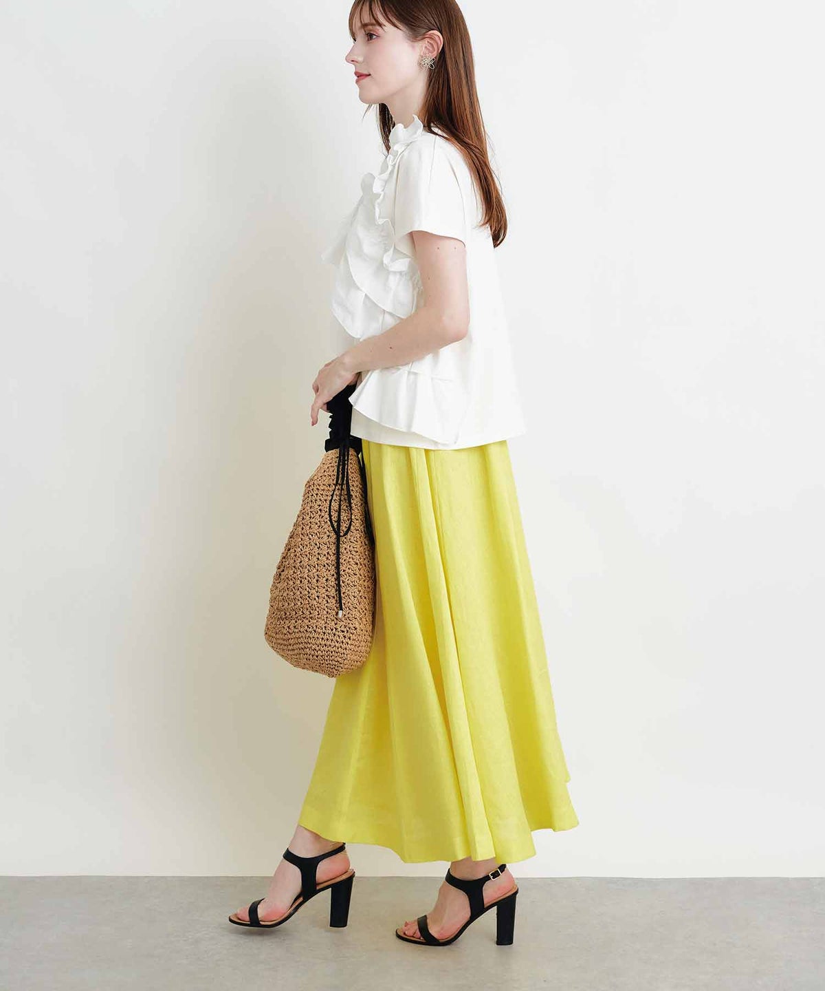 model：H160　着用サイズ：M　イエロー