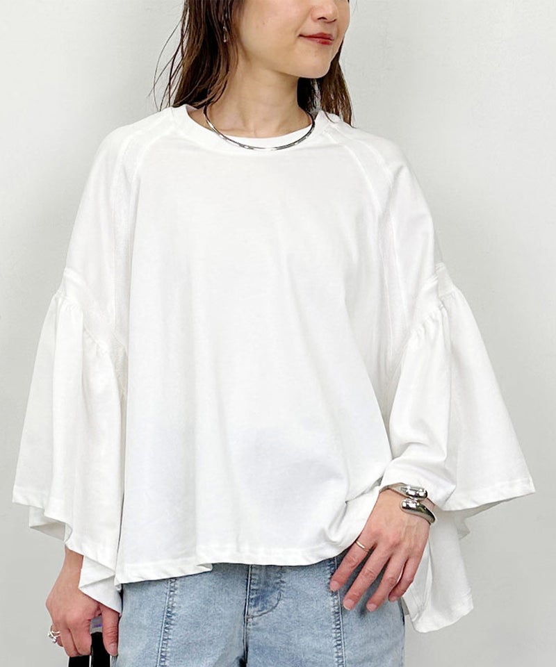 model：H164　着用サイズ：M　オフホワイト