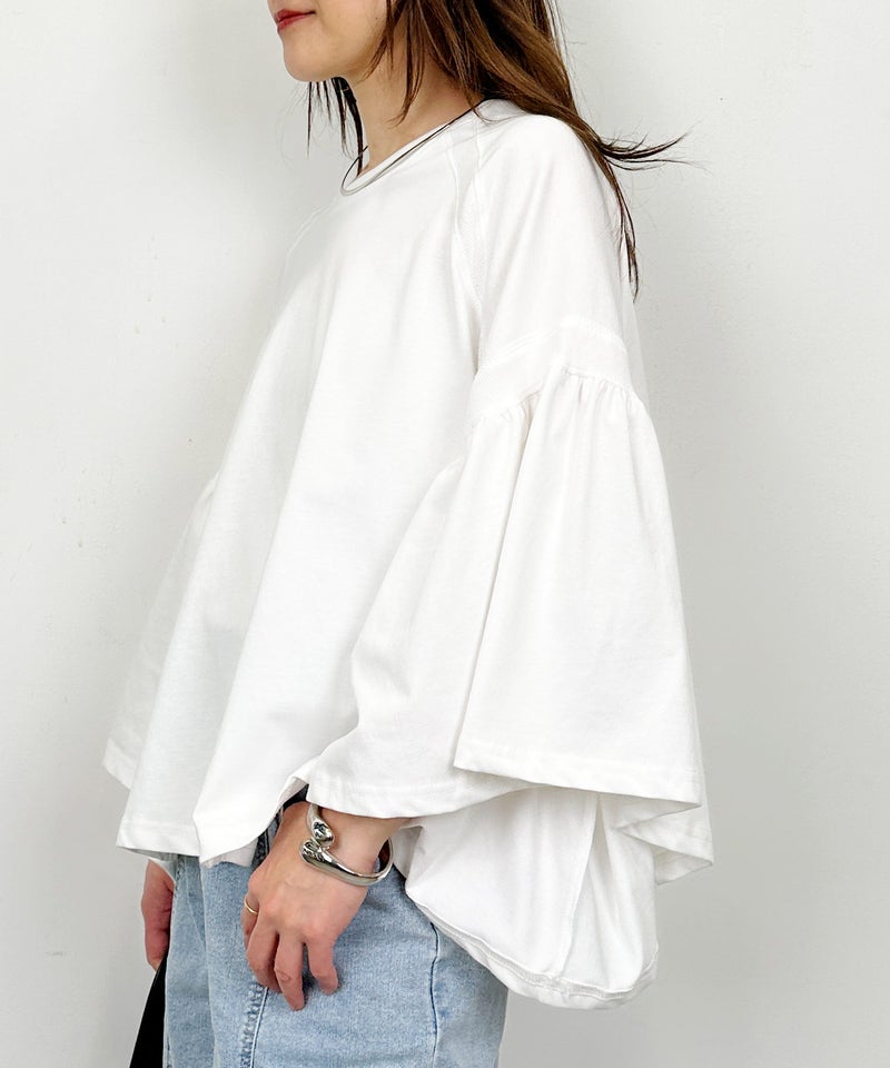 model：H164　着用サイズ：M　オフホワイト