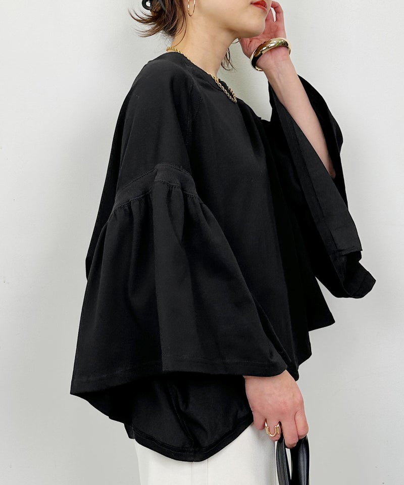 model：H164　着用サイズ：M　ブラック