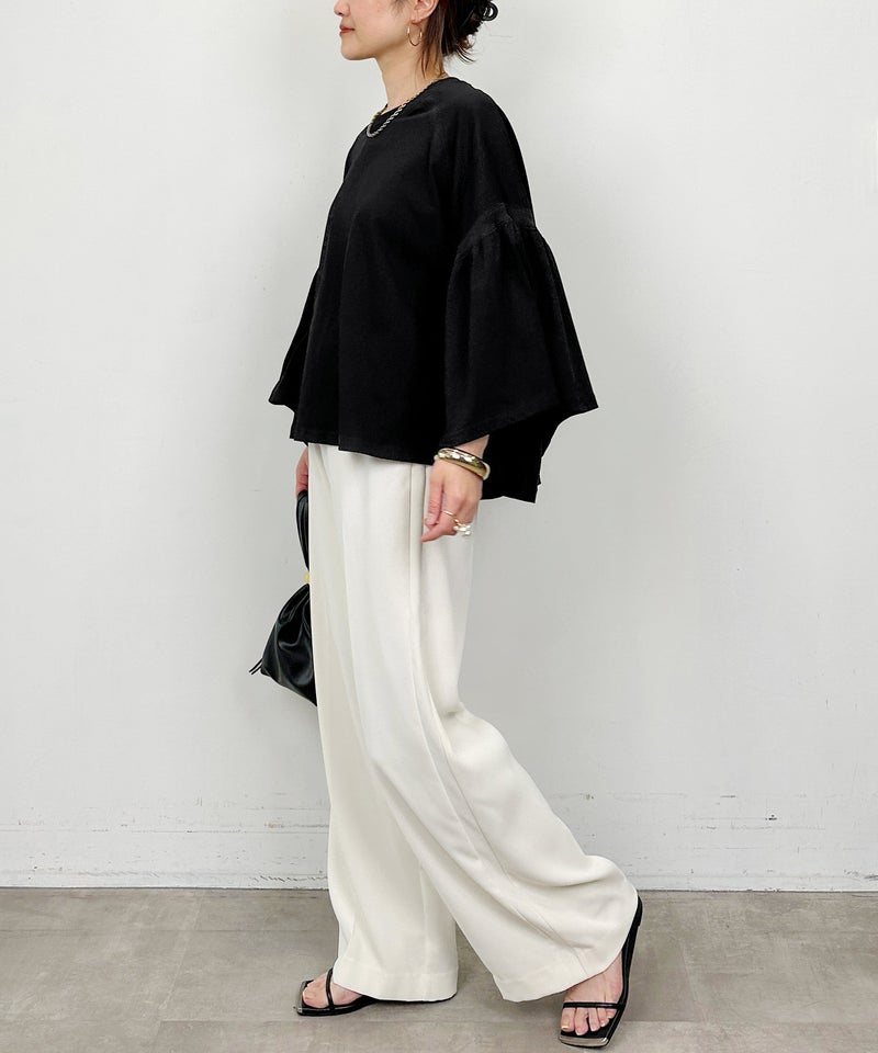 model：H164　着用サイズ：M　ブラック