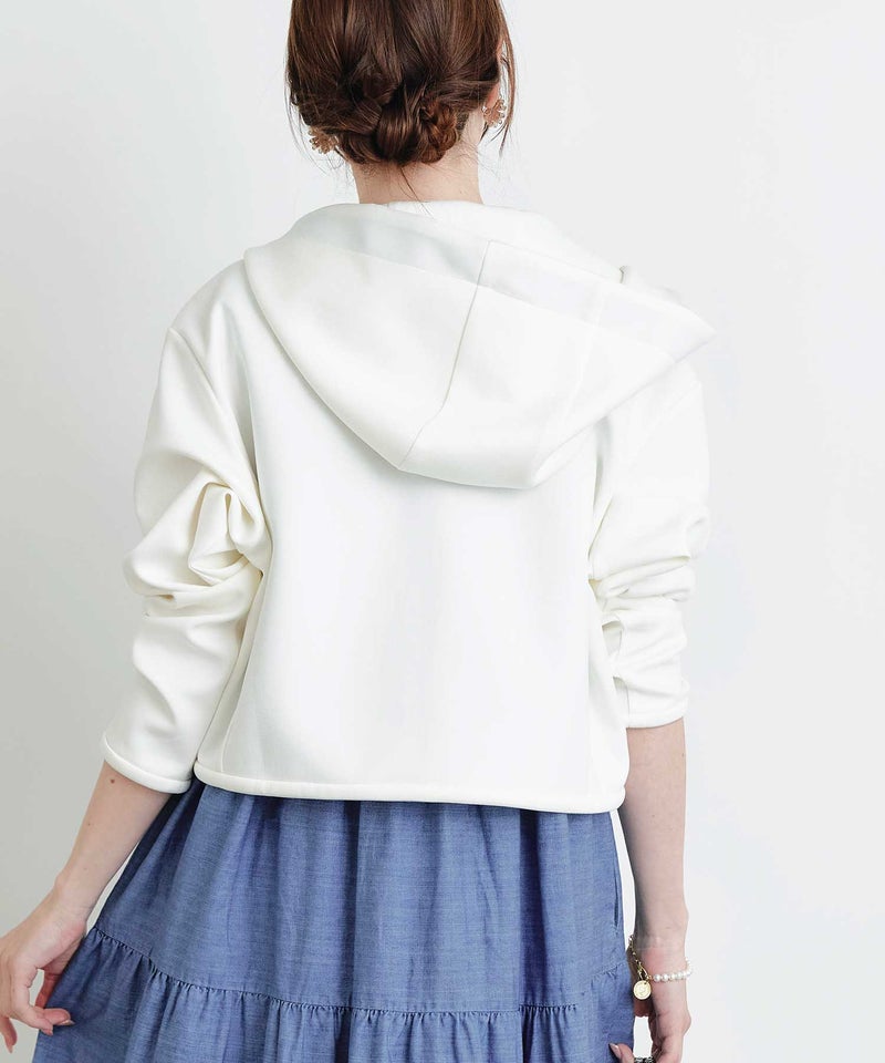 model：H160　着用サイズ：M