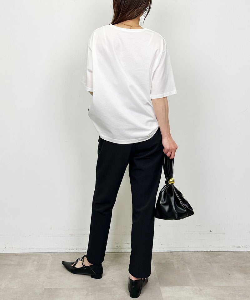 model：H164　着用サイズ：M　オフホワイト