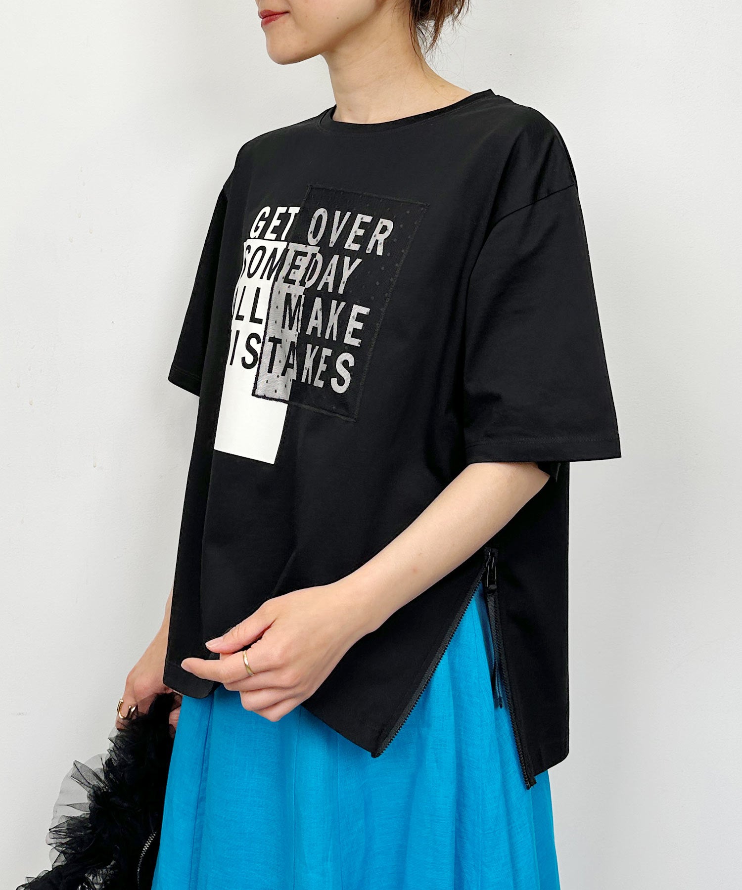 ロングTシャツ(P) サイドファスナーロゴプリントTシャツ | PICCIN (ピッチン) 公式通販