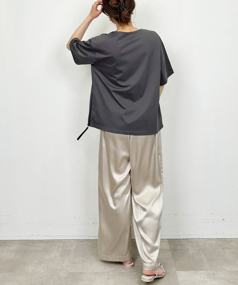 model：H164　着用サイズ：M　チャコールグレー