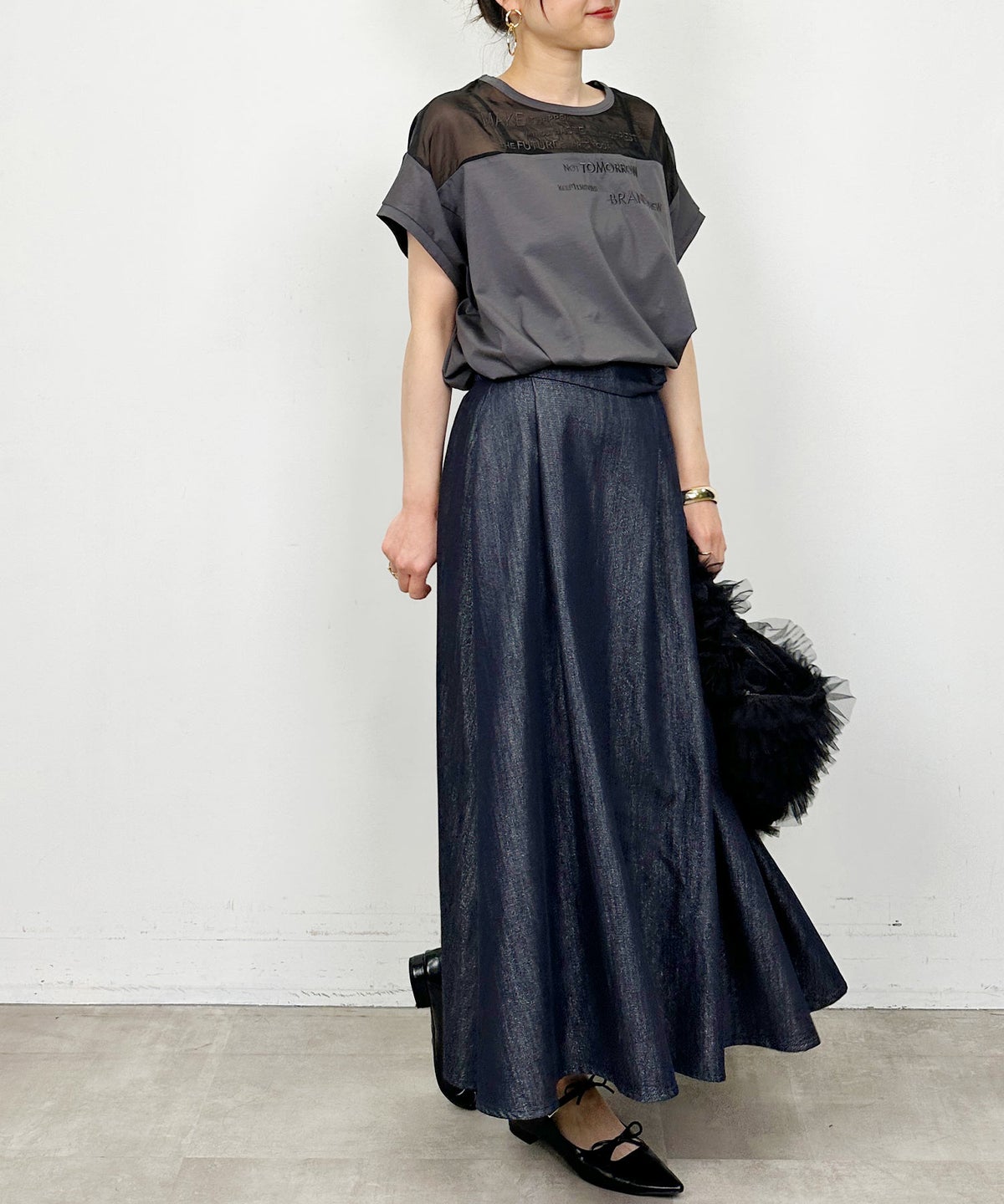 model：H164　着用サイズ：M　チャコールグレー