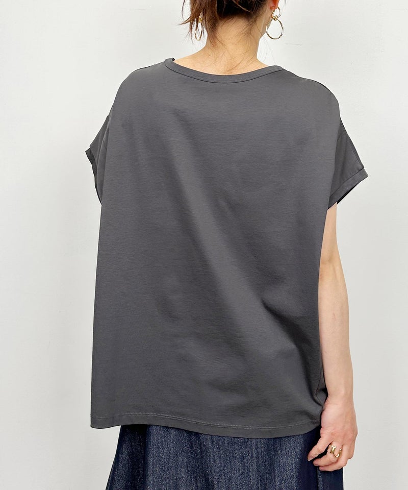 model：H164　着用サイズ：M　チャコールグレー