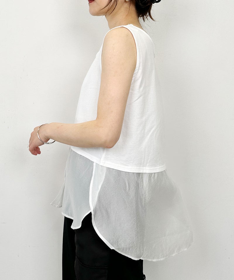 model：H164　着用サイズ：M　オフホワイト