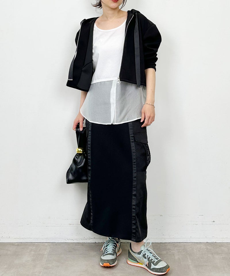 model：H164　着用サイズ：M　オフホワイト