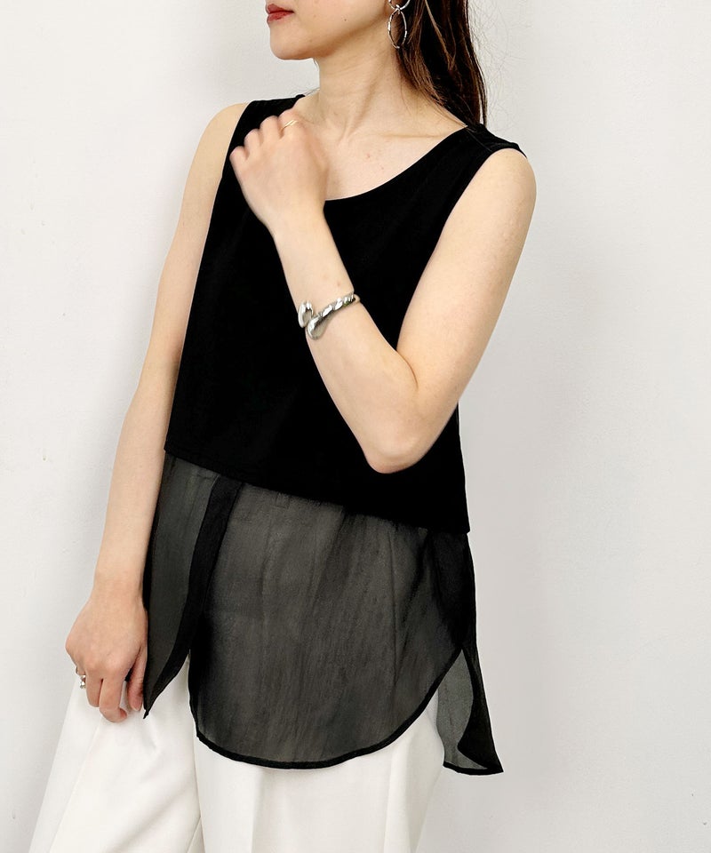 model：H164　着用サイズ：M　ブラック