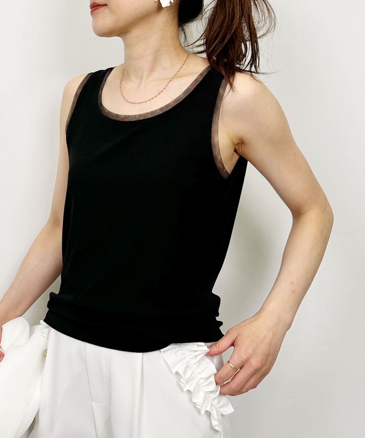 model：H164　着用サイズ：M　ブラック