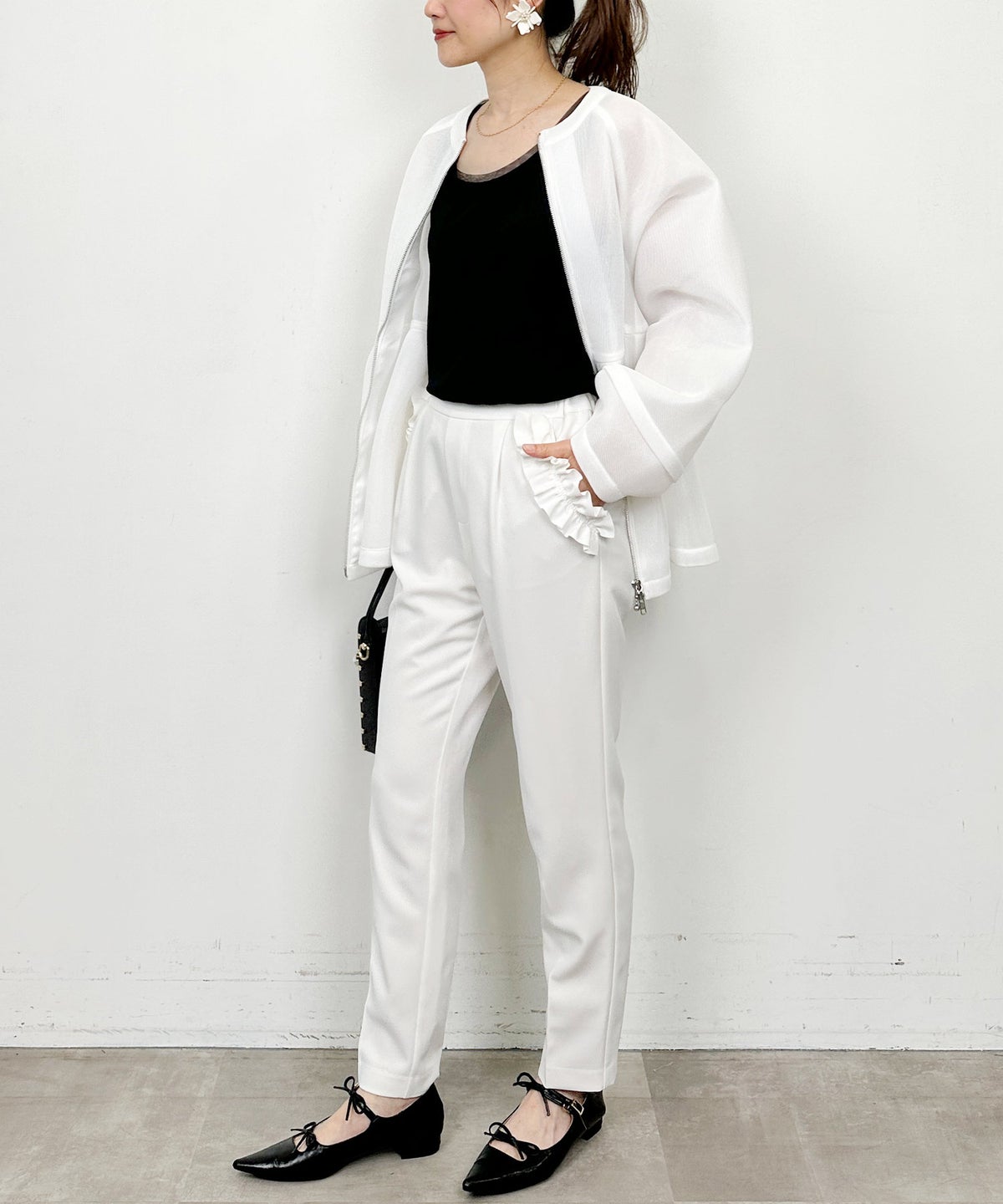 model：H164　着用サイズ：M　ブラック