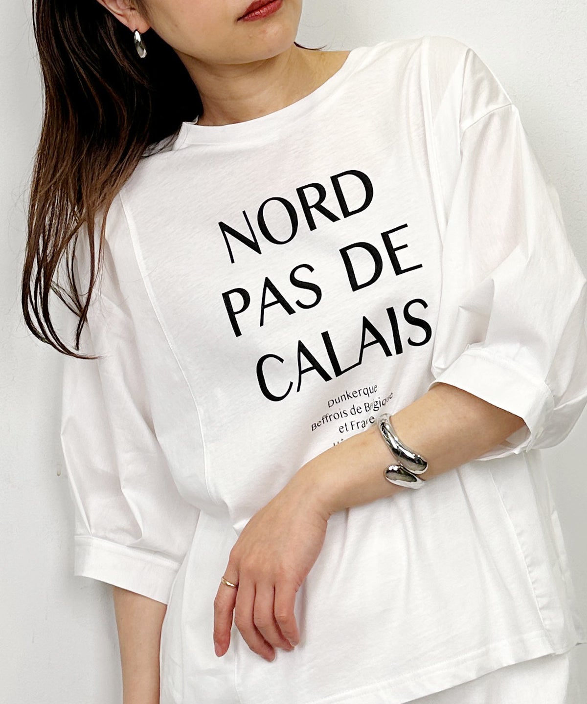 model：H164　着用サイズ：M　オフホワイト