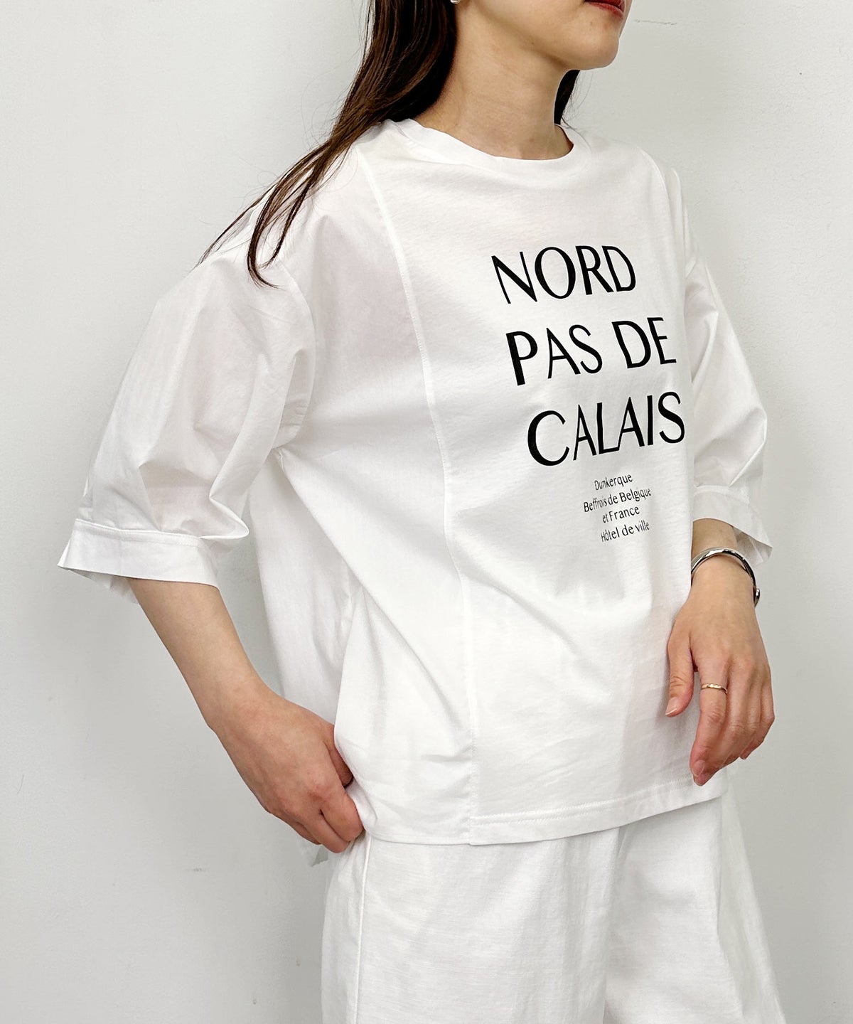 model：H164　着用サイズ：M　オフホワイト