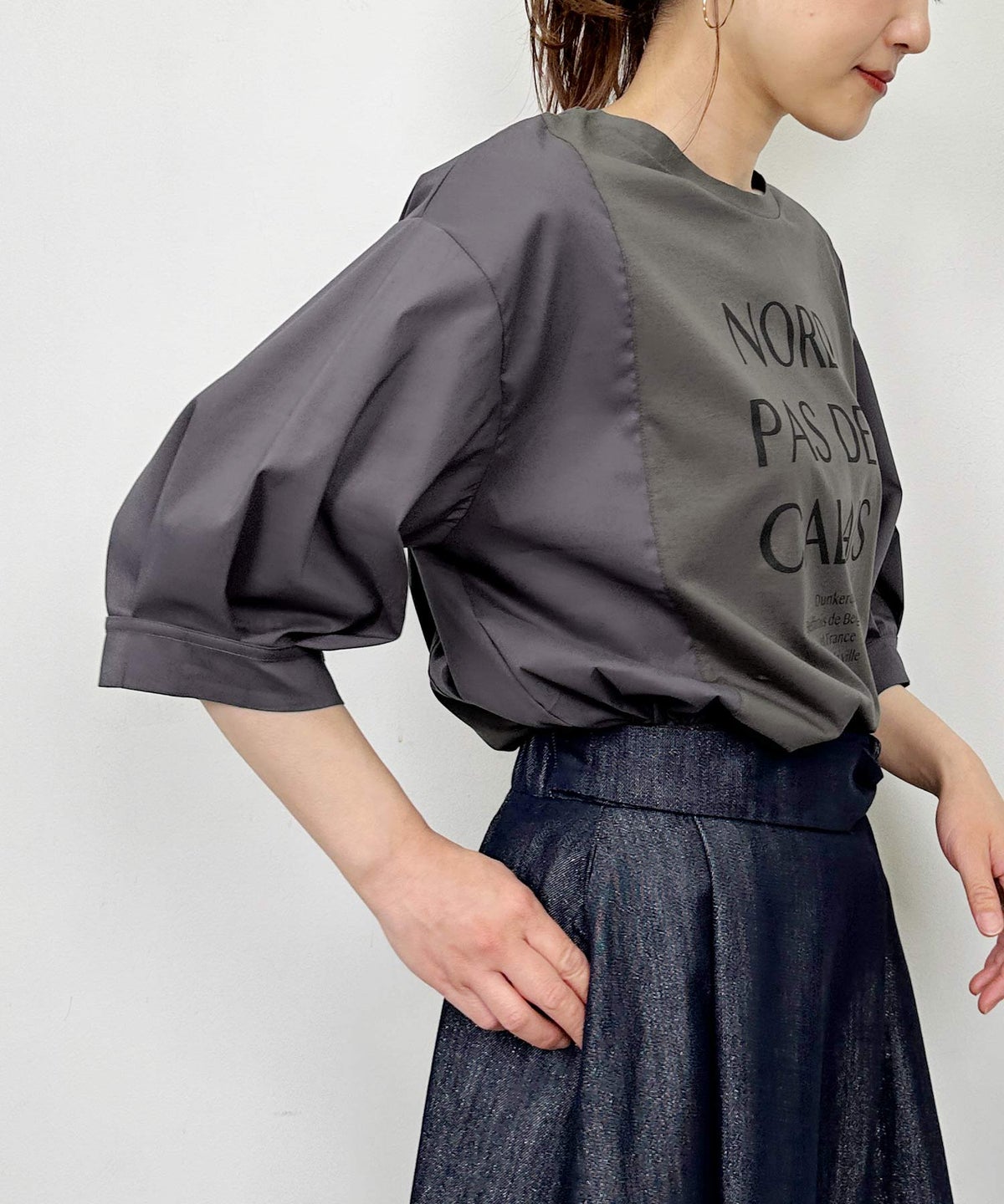 model：H164　着用サイズ：M　チャコールグレー