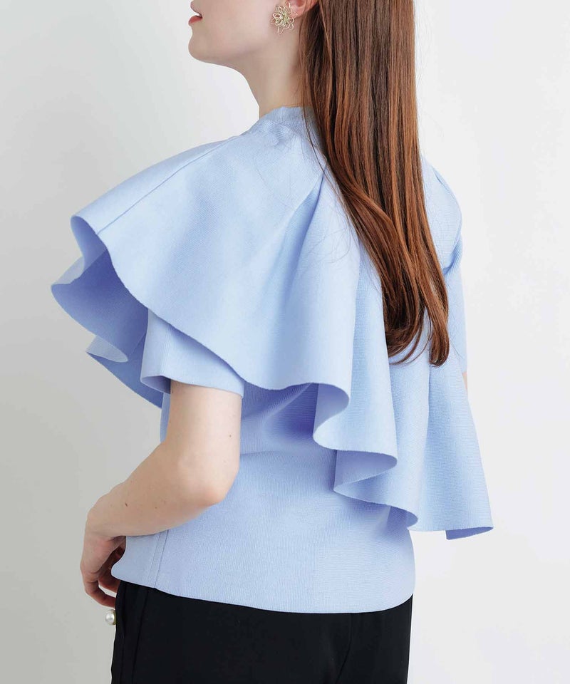 model：H160　着用サイズ：M　サックスブルー　ケープ：たすき掛け