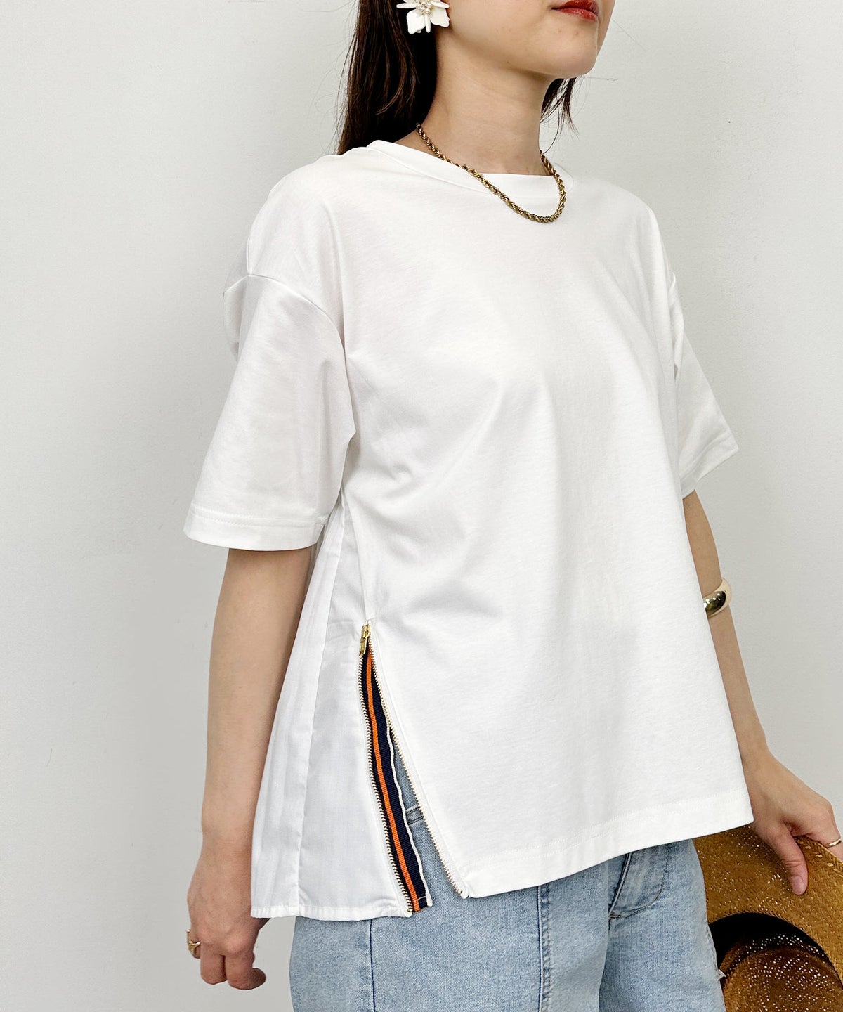 model：H164　着用サイズ：M　オフホワイト