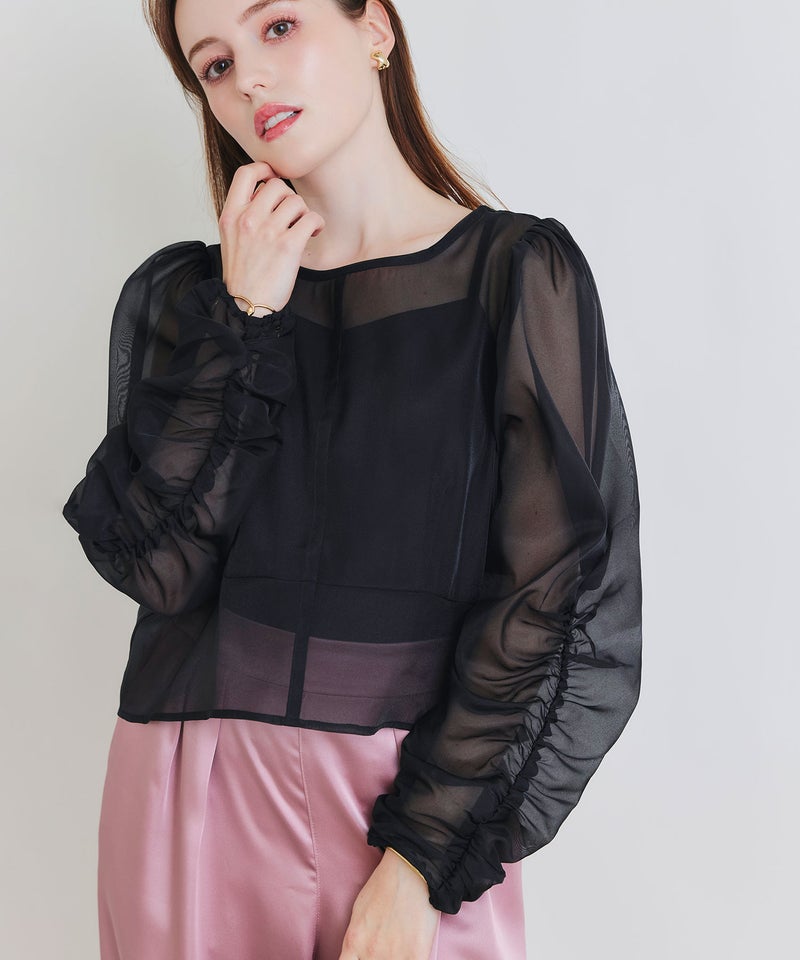 model：H160　着用サイズ：M　ブラック