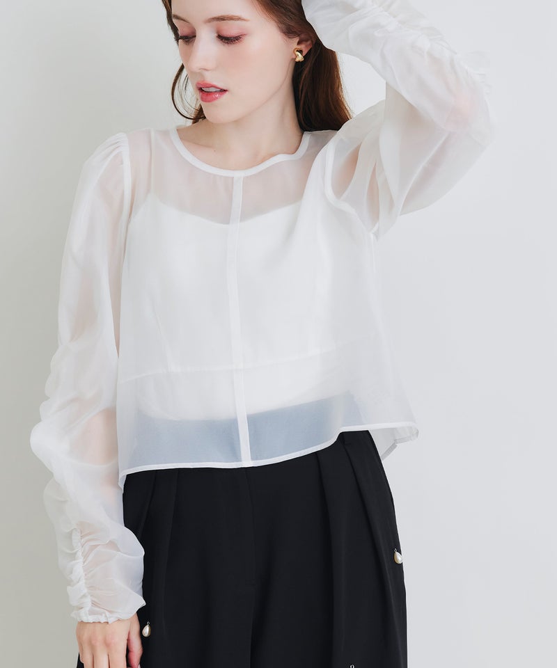 model：H160　着用サイズ：M　オフホワイト