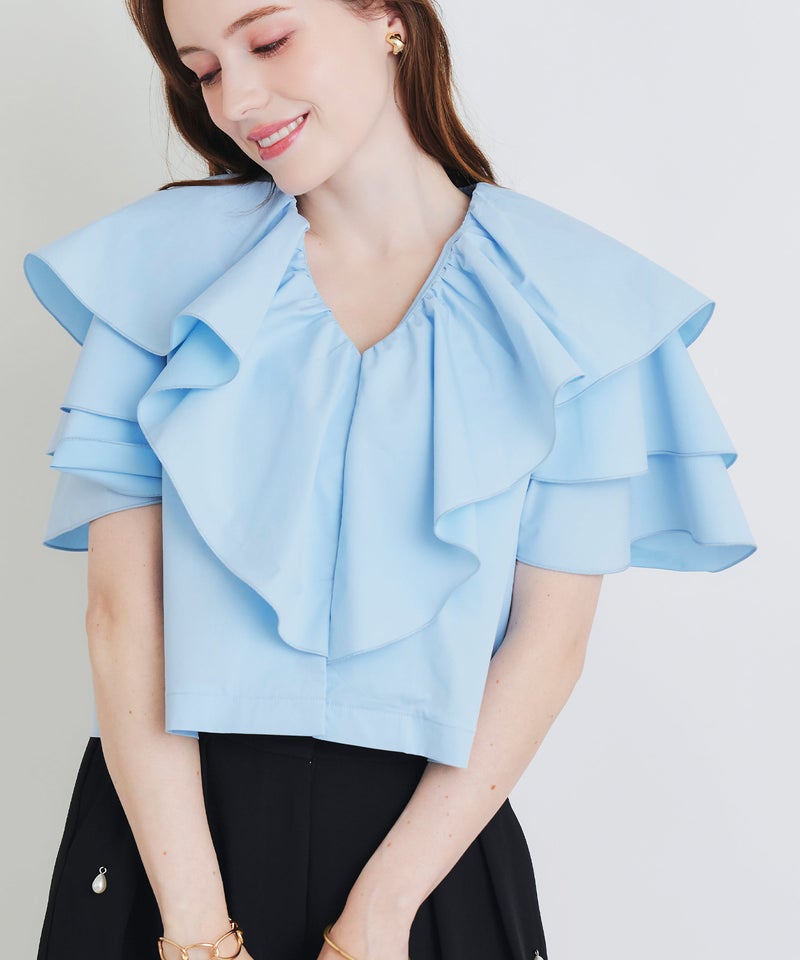 model：H160　着用サイズ：M　サックスブルー