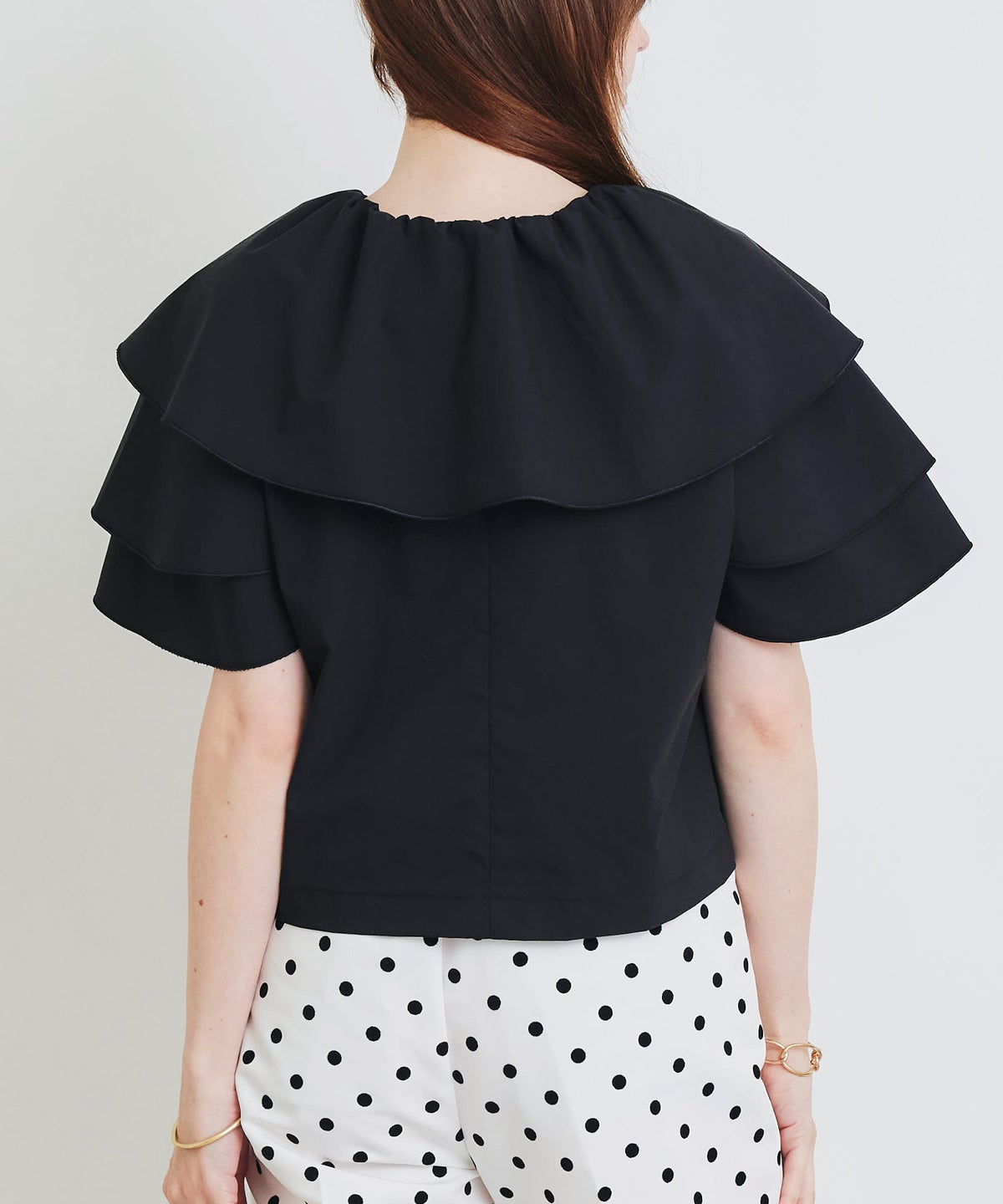 model：H160　着用サイズ：M　ブラック