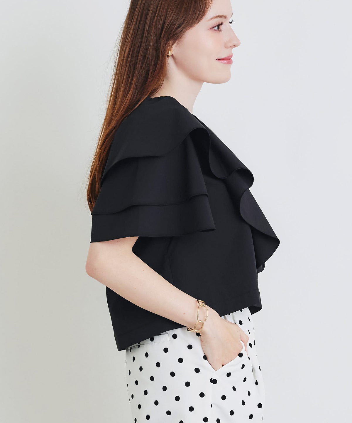 model：H160　着用サイズ：M　ブラック