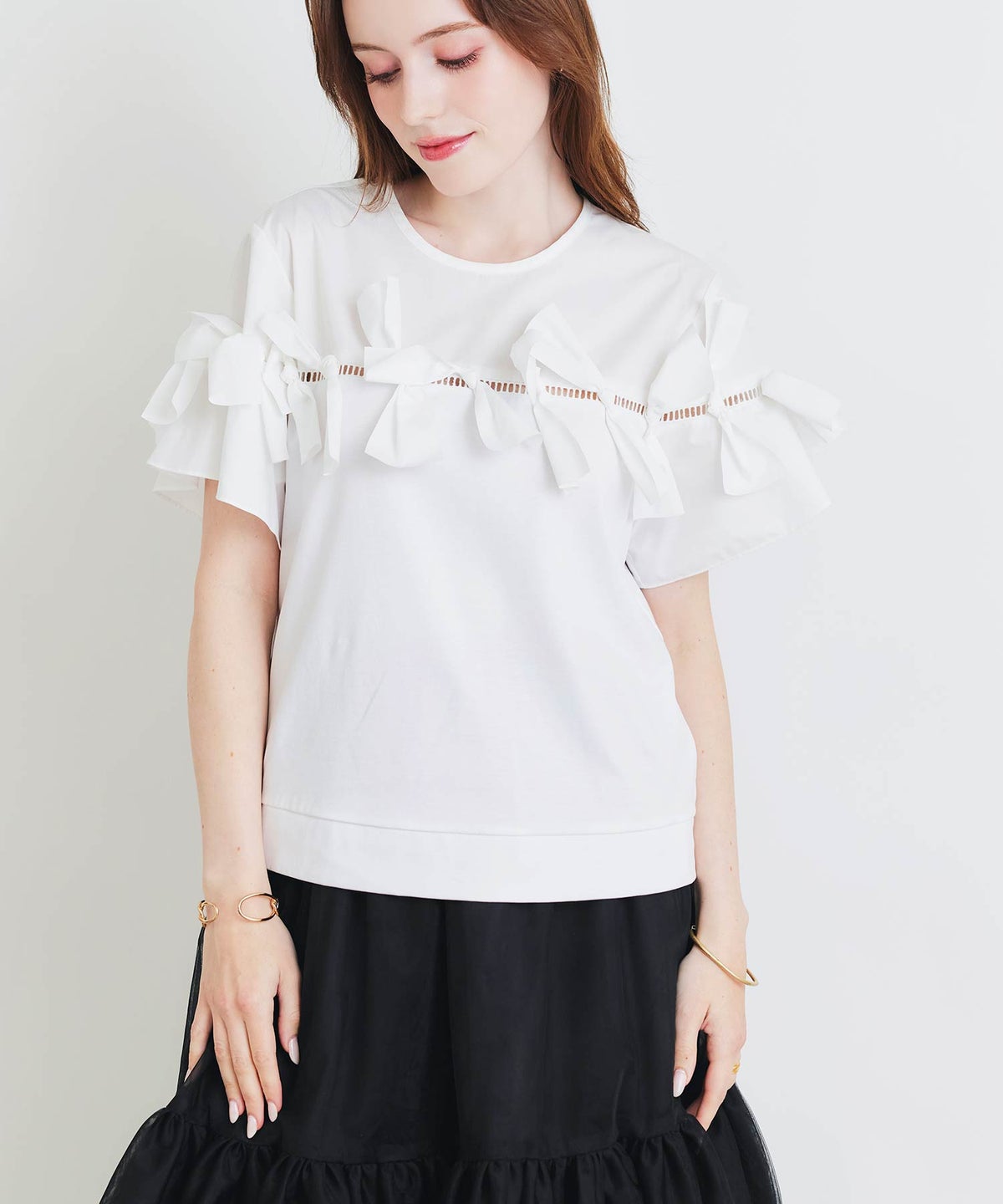 model：H160　着用サイズ：M　オフホワイト