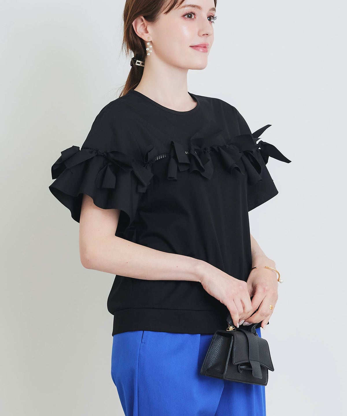 model：H160　着用サイズ：M　ブラック