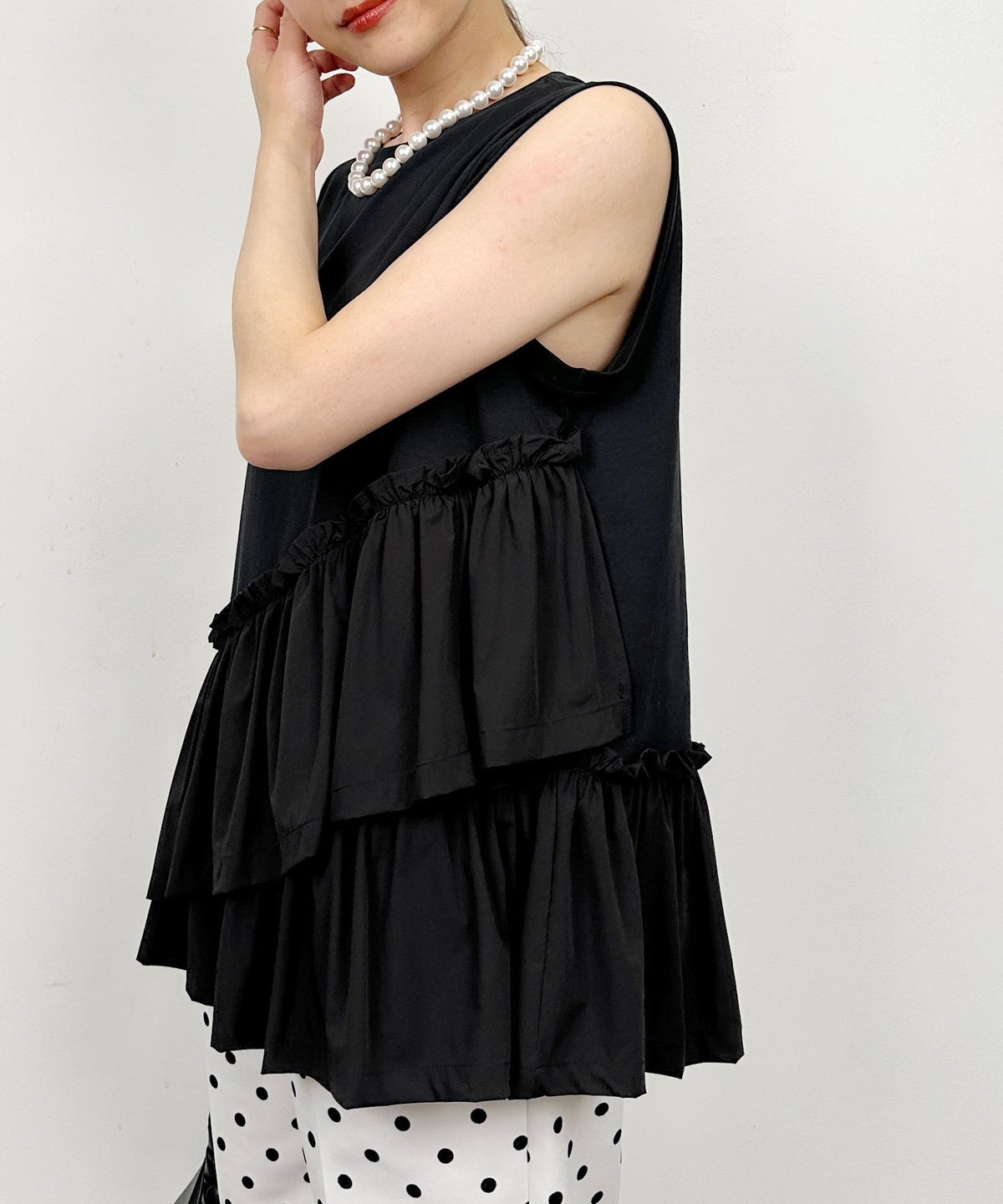 model：H164　着用サイズ：M　ブラック