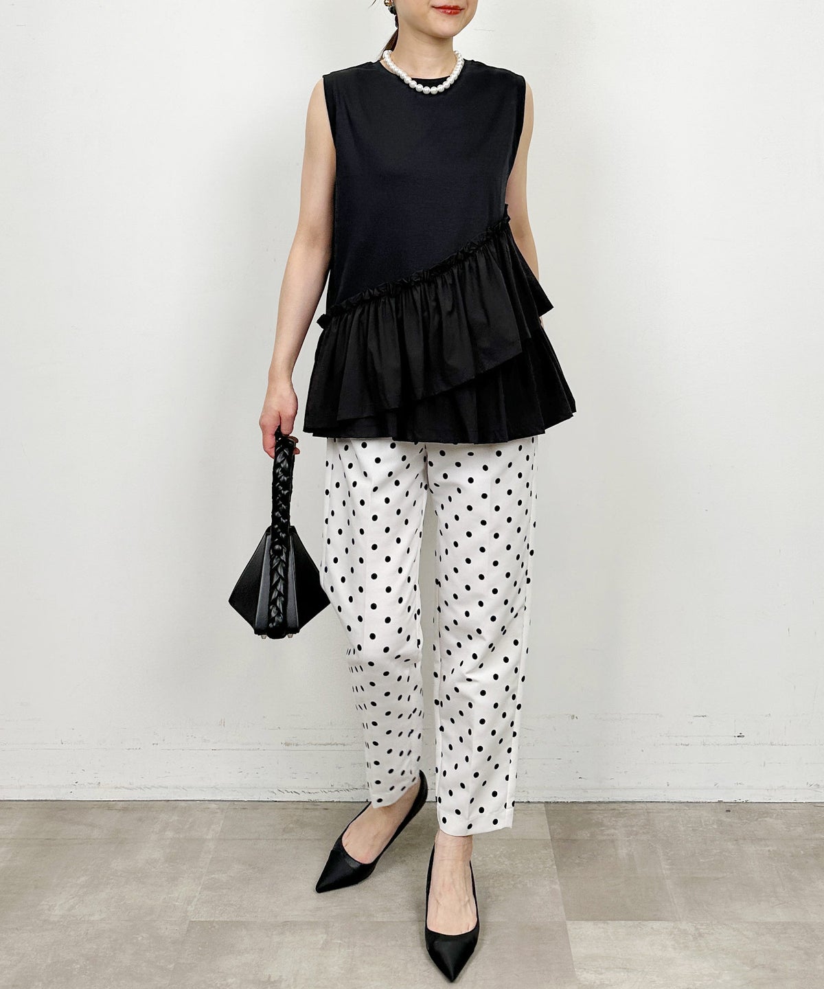 model：H164　着用サイズ：M　ブラック