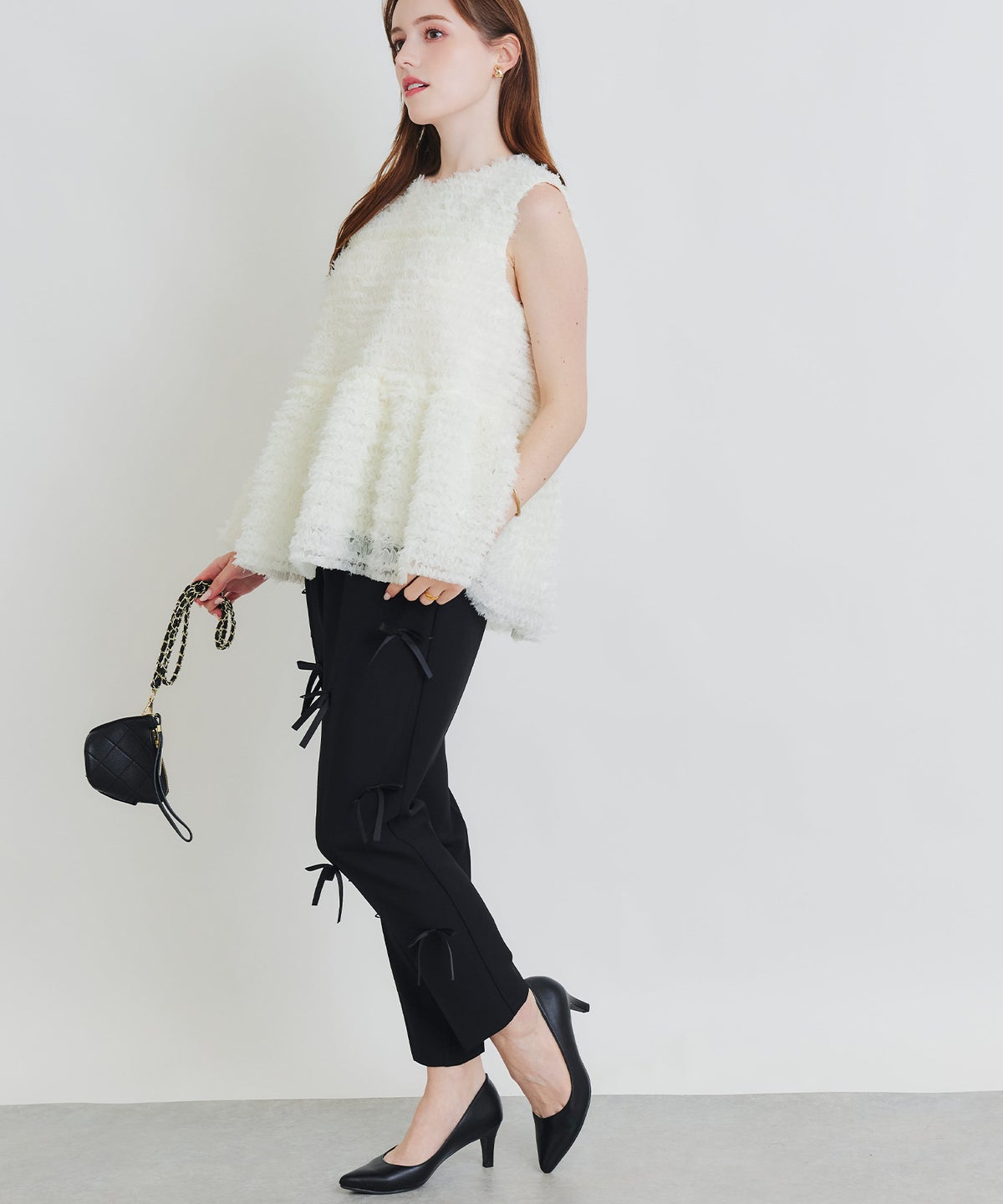 model：H160　着用サイズ：M　オフホワイト