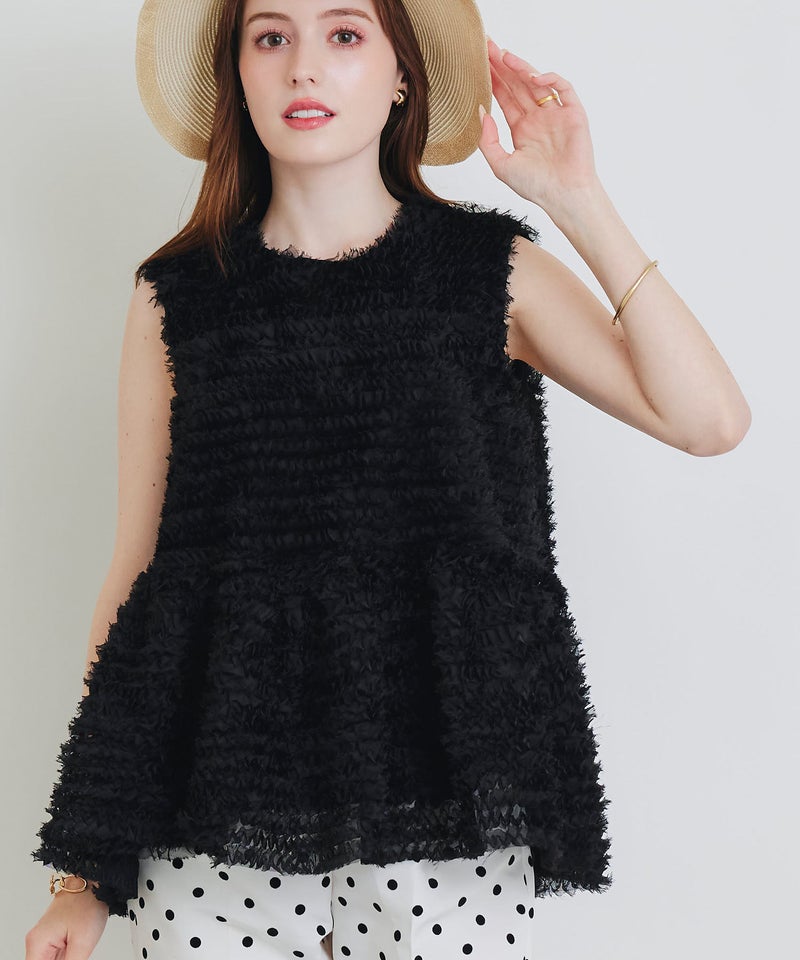 model：H160　着用サイズ：M　ブラック