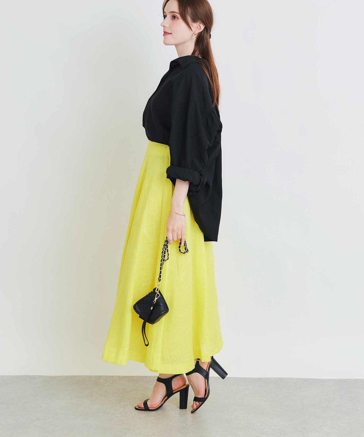 model：H160　着用サイズ：M