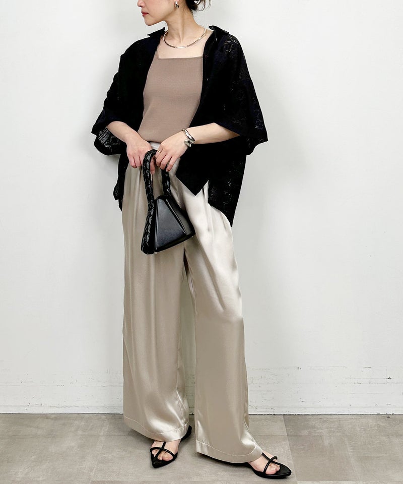 model：H164　着用サイズ：M　ブラック