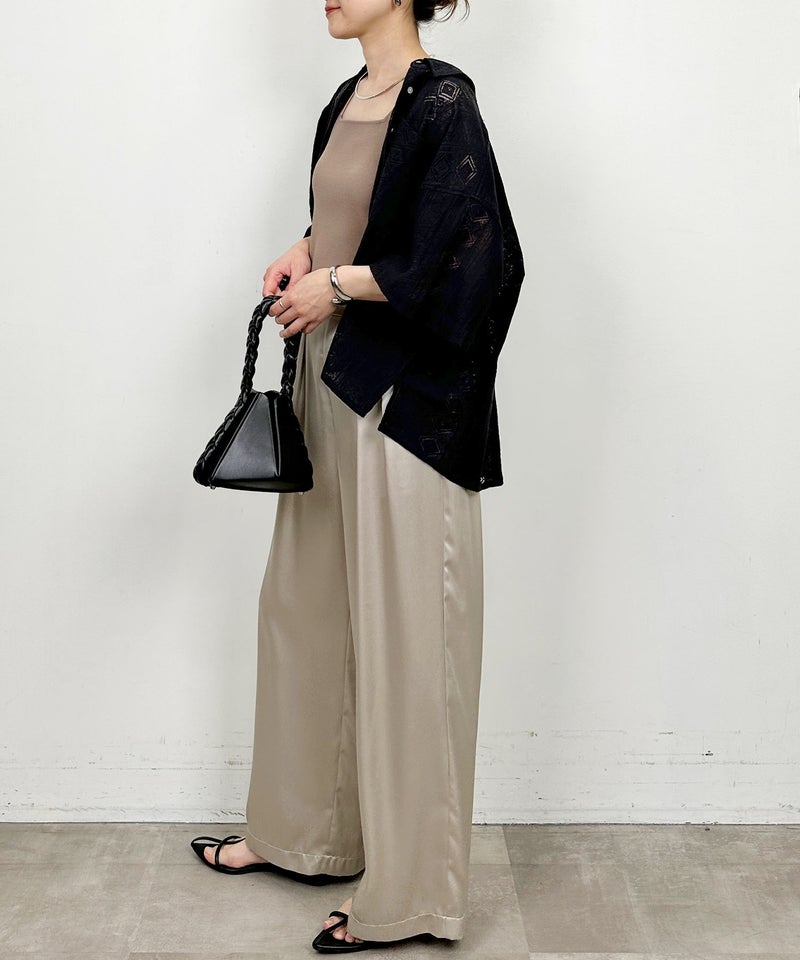 model：H164　着用サイズ：M　ブラック