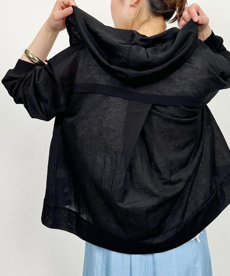 model：H164　着用サイズ：M　ブラック