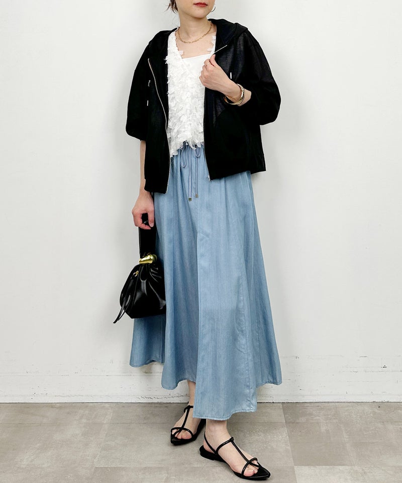 model：H164　着用サイズ：M　ブラック