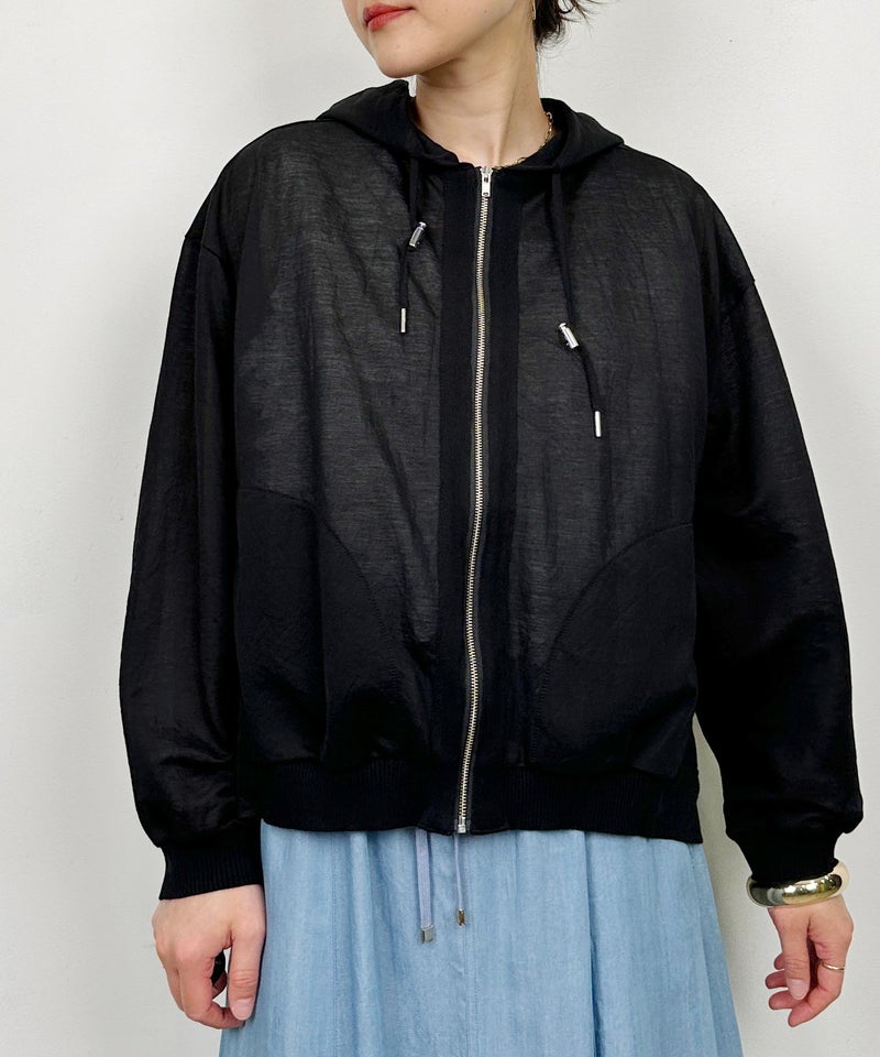 model：H164　着用サイズ：M　ブラック