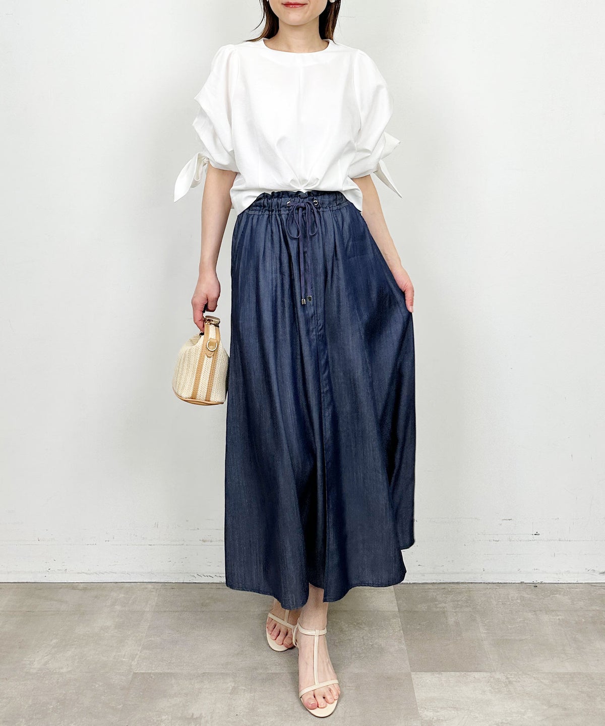 model：H164　着用サイズ：M　ネイビー