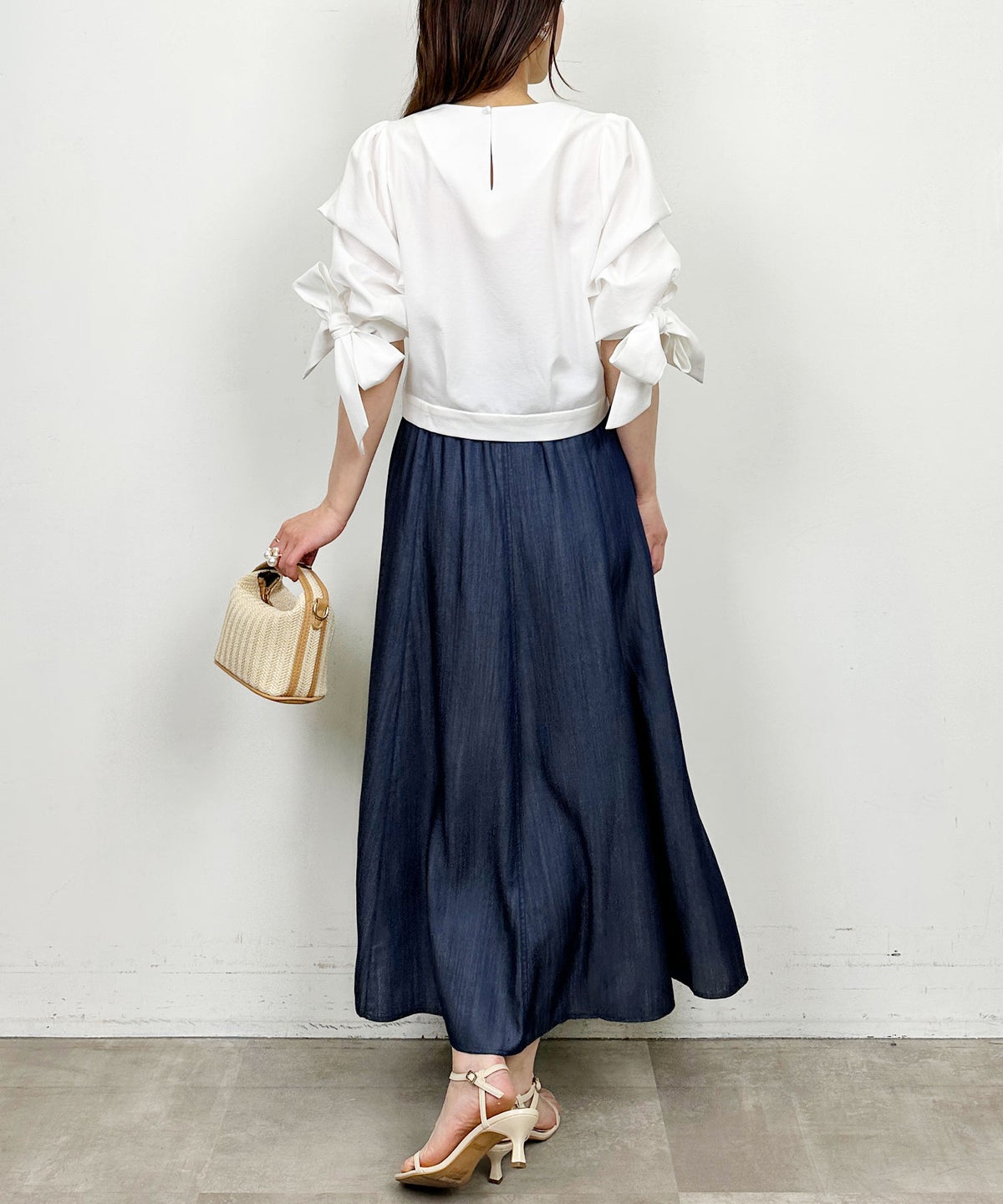 model：H164　着用サイズ：M　ネイビー