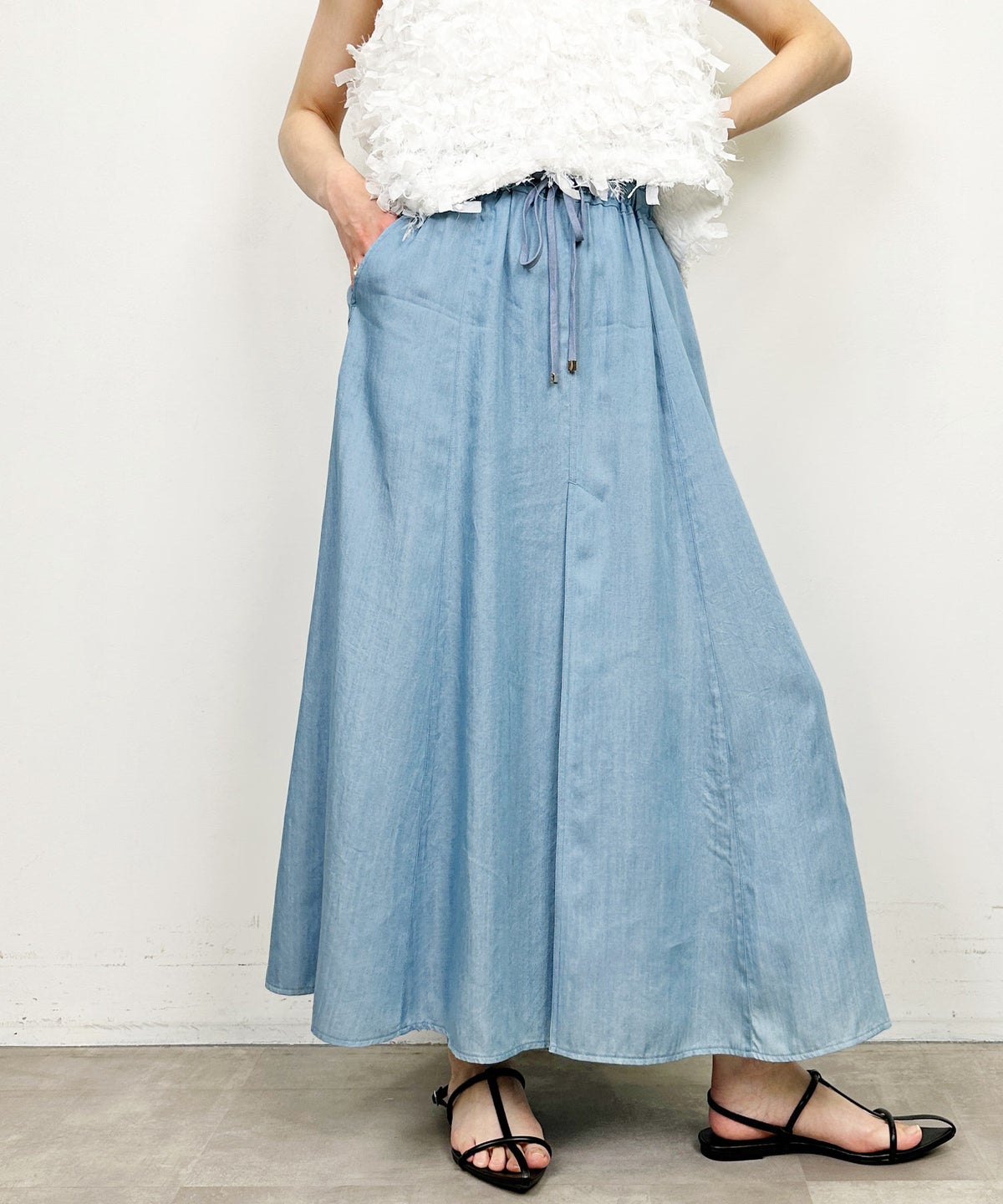 model：H164　着用サイズ：M　ライトブルー