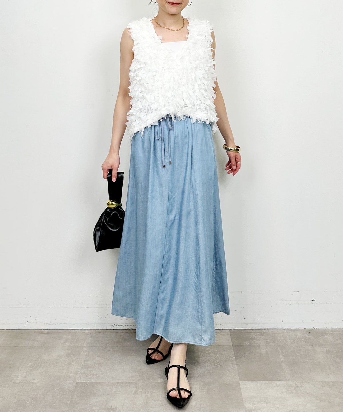 model：H164　着用サイズ：M　ライトブルー