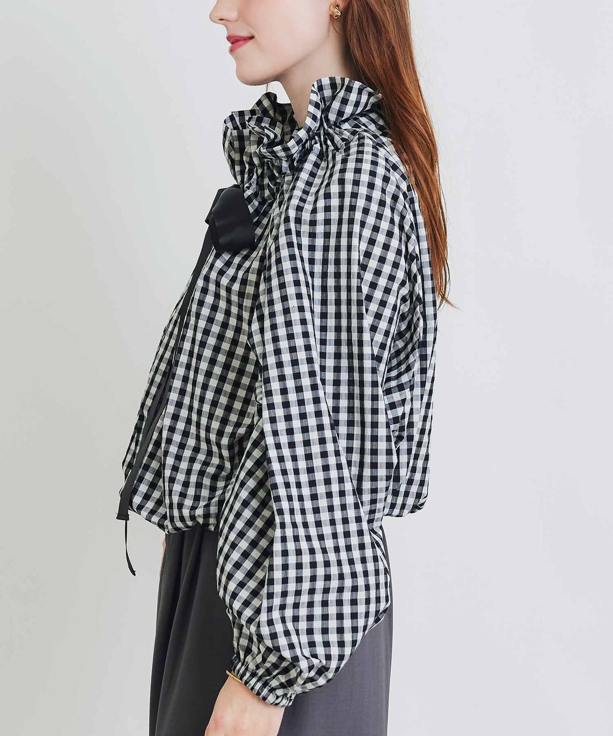 model：H160　着用サイズ：M　ブラック