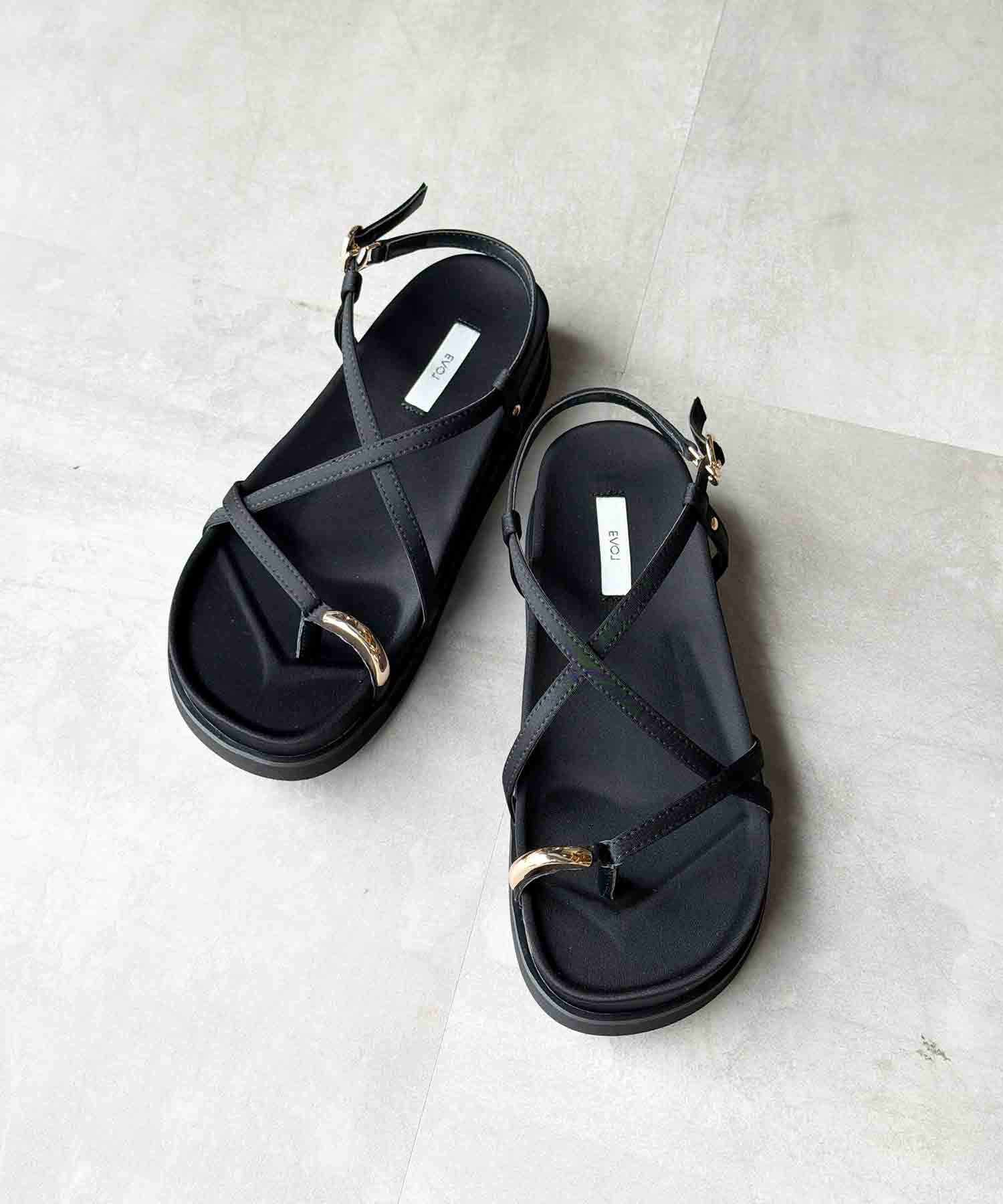 軽量厚底クロスストラップトングサンダル | PICCIN (ピッチン) 公式通販