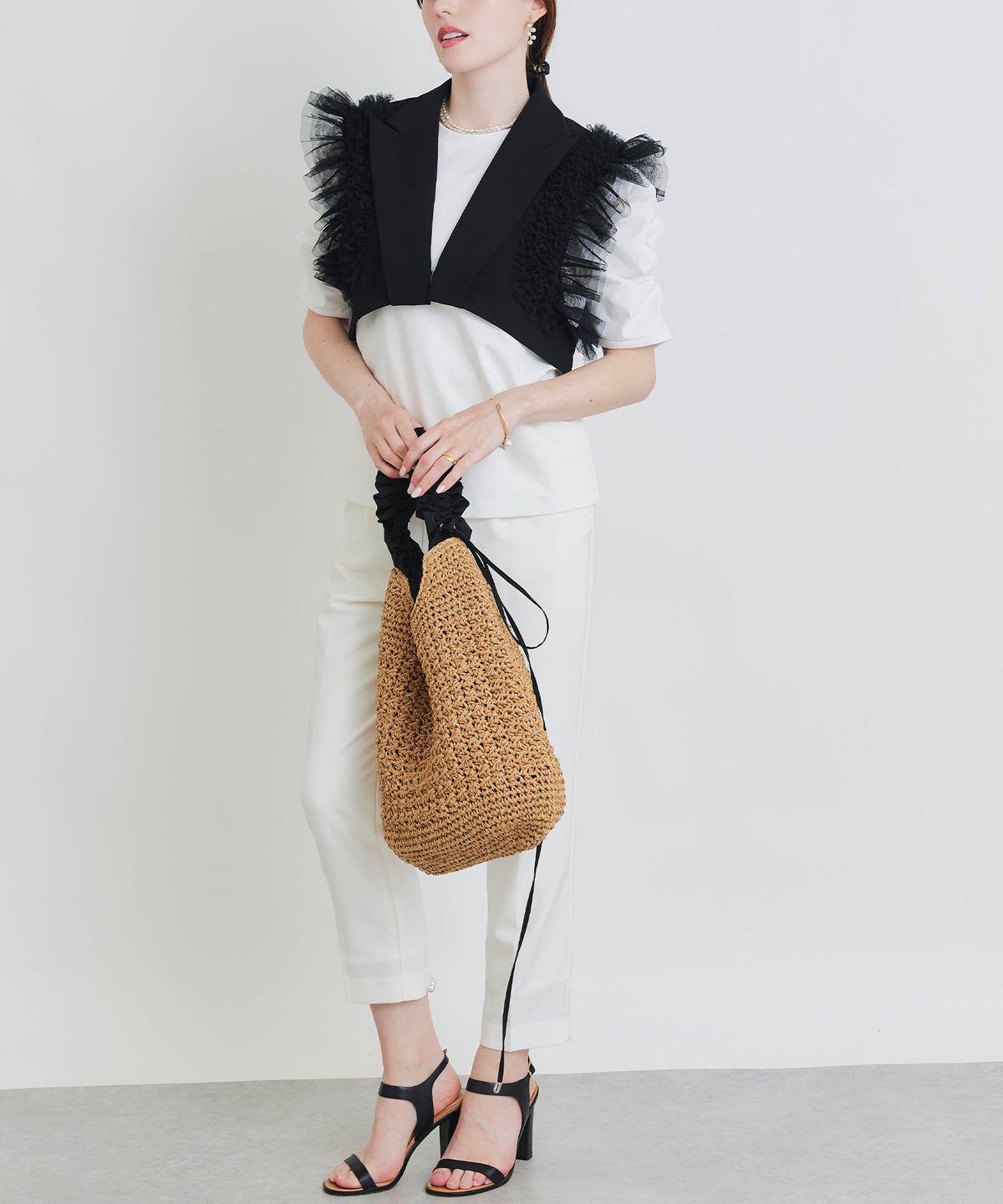 model：H160　着用サイズ：M　ブラック　ショートバージョン